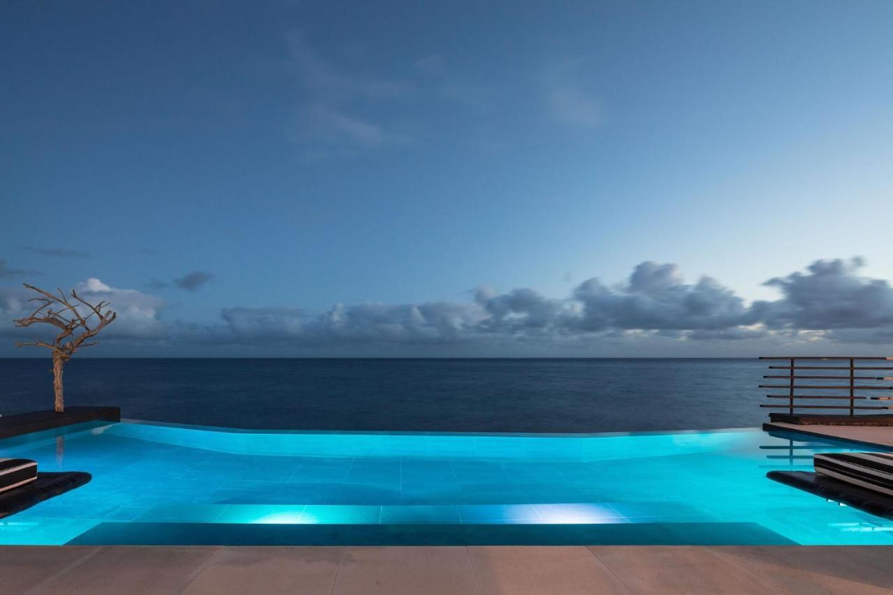 White Exclusive Suites & Villas Лагоа Екстериор снимка